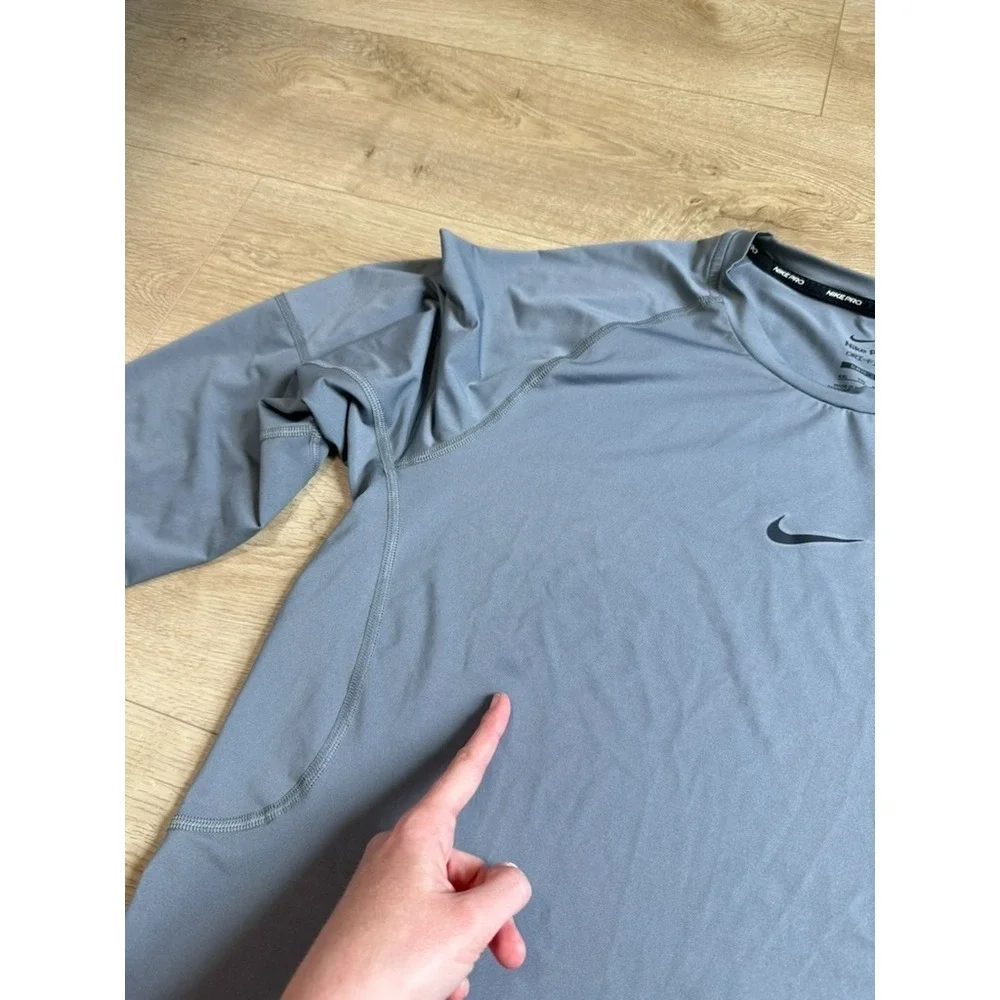 EUC Mens Nike Pro dri fit slim fit gray long sleeve athletic tshirt size XXL